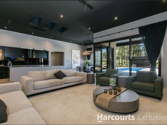 Elegance, Sophistication & Lifestyle!