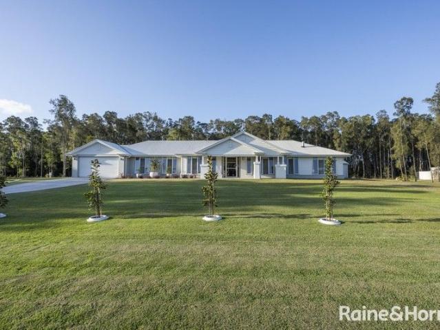 Elegance Style Privacy on 5000m2 in Coastal Yamba