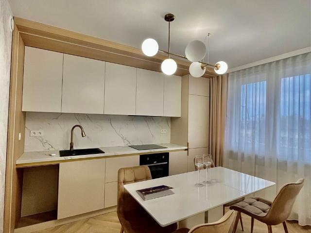 Elegancki 3 pokojowy apartament po remoncie, balkon polecam!