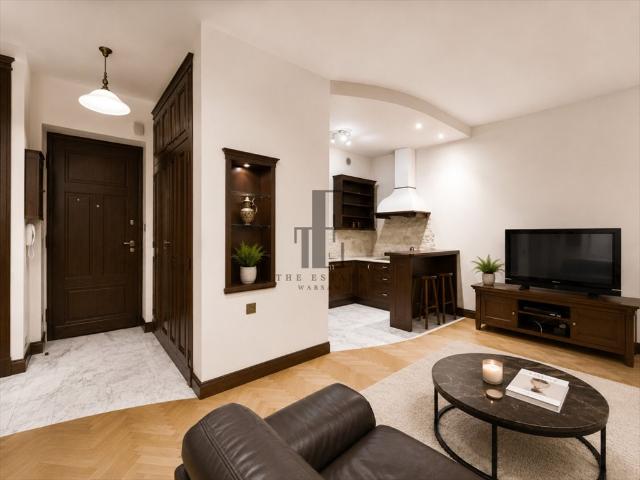 Elegancki 50 m² apartament w kamienicy na Wspólnej polecam!