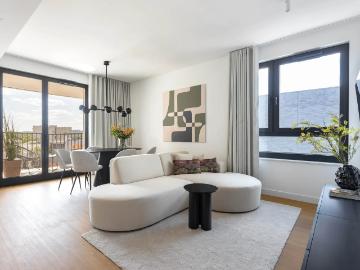 Elegancki, całkowicie nowy apartament na Sadybie