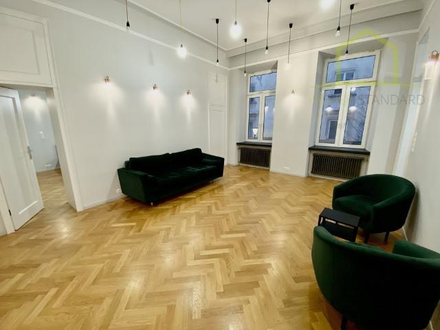 Elegancki apartament przy Chmielnej, 2 łazienki