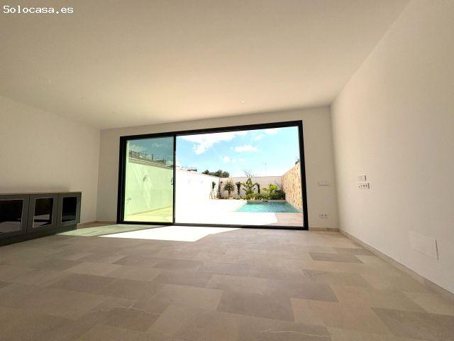 Elegancia contemporánea y confort mediterráneo en el corazón de Ses Salines