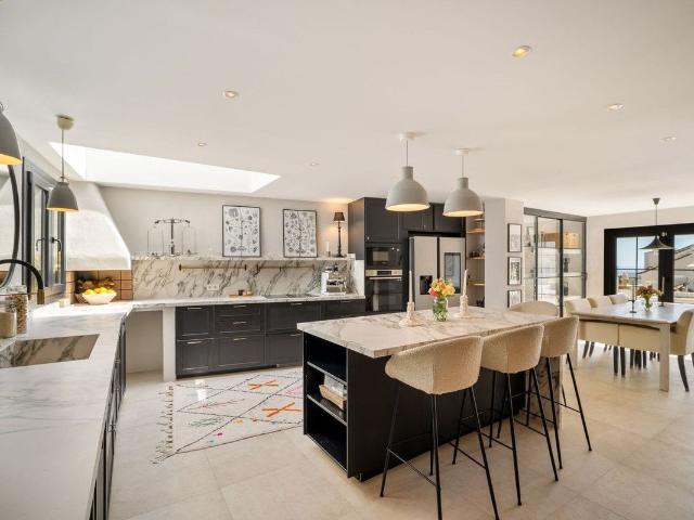 Elegancia andaluza unida con Minimalismo nórdico en la Milla de Oro, Marbella