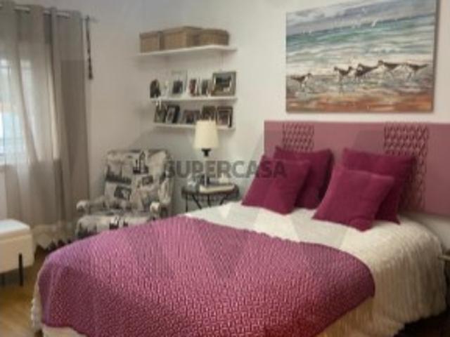 Elegância e Conforto no Coração do Oeste Apartamento T3 Único em Torres Vedras!