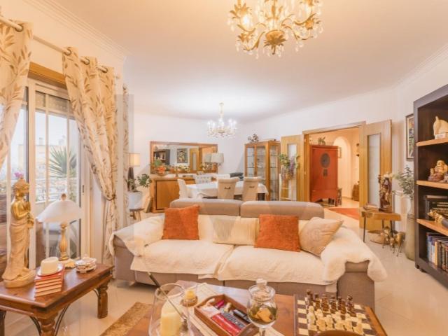 Elegância e Conforto no Coração do Oeste Apartamento T3 Único em Torres Vedras!