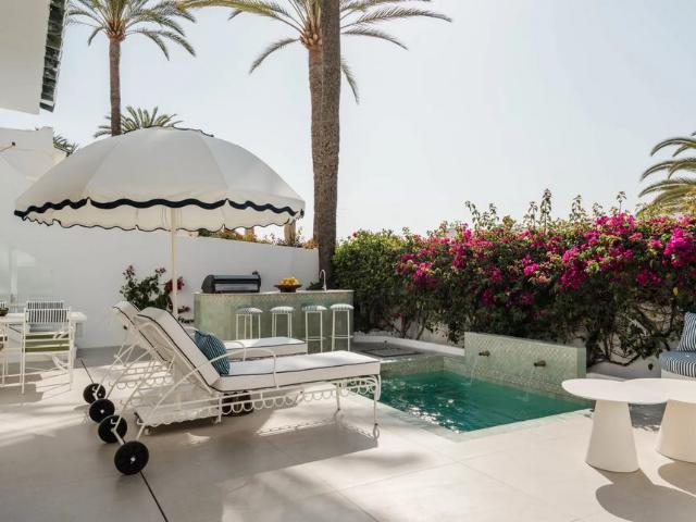 Elegancia frente a la playa en la Milla de Oro Experimente l. 314m² Marbella