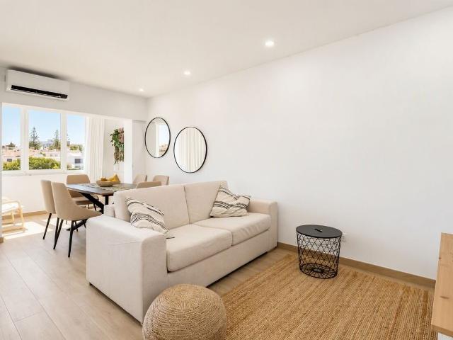 Elegância Remodelada: Apartamento T2+1 em Quarteira 100m² Quarteira