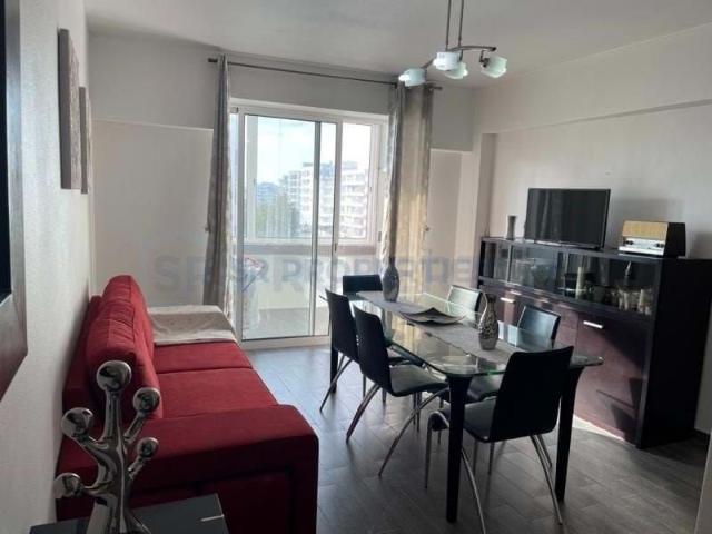 Elegância Renovada: Apartamento T2 em Quarteira 103m² Quarteira