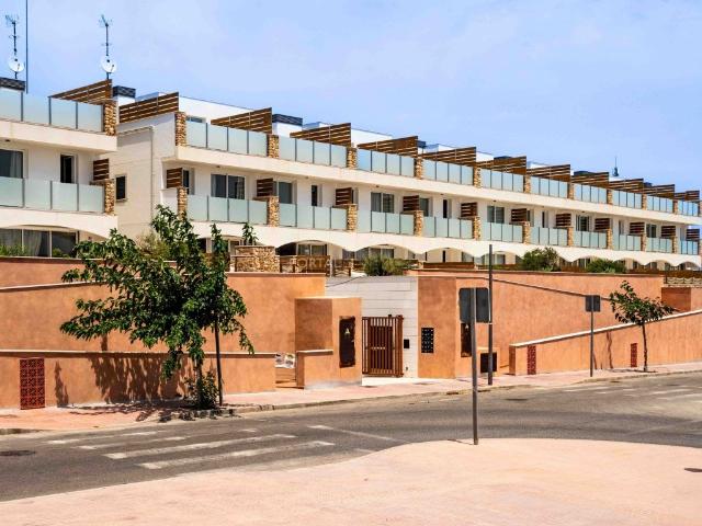 Elegancia y confort con vistas privilegiadas sobre la bahía. 153m² Es Mercadal