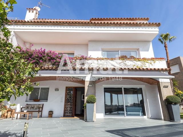 Elegancia y serenidad en una zona residencial