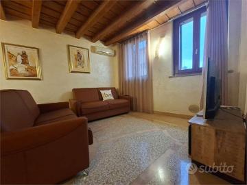 Elegane Attico in centro storico