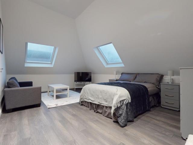 Eleganrt 1 bedroom apartment near the Willesden Green tube Has an Apartment