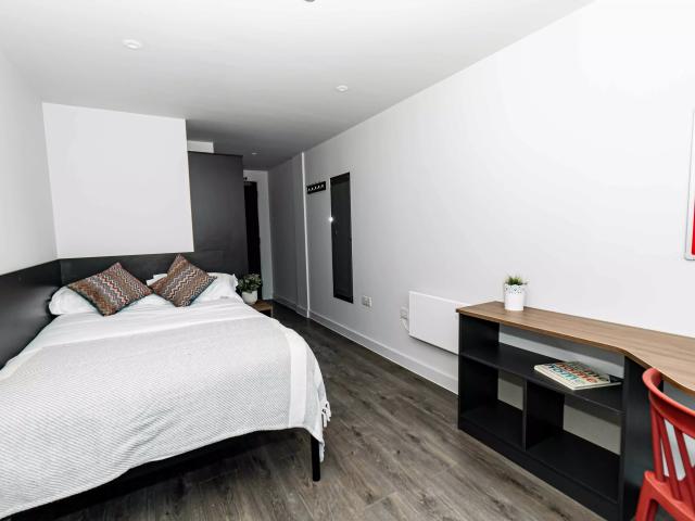 Element The Quarter, Liverpool Has an Apartment