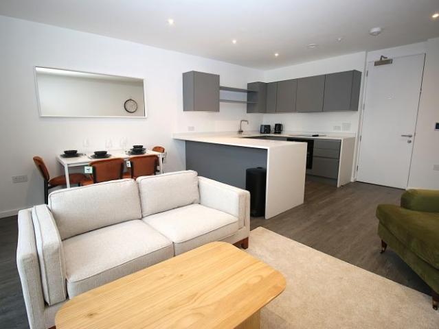 Element, Uptown, Salford M3 1 bed apartment to rent £1,250 pcm £288 pw