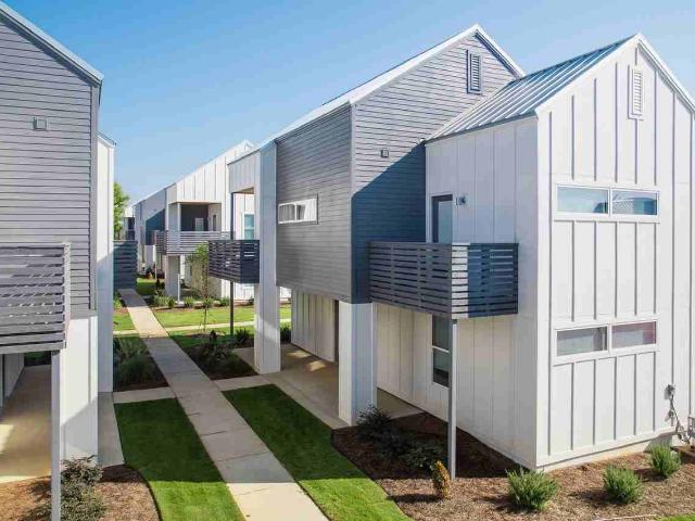 Elements on 30th Ave E 3 Bedroom Apartment for Rent at 500 30th Ave E, Tuscaloosa, AL 35404