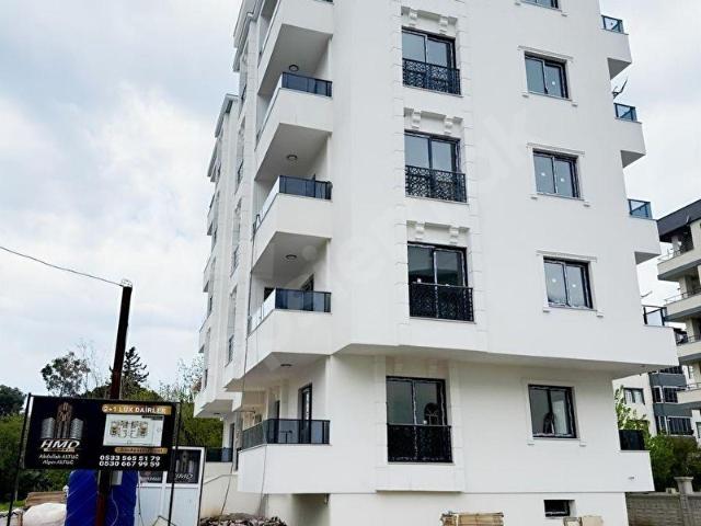 ÇELENK EMLAK'DAN ALTUĞ İNŞAAT'DA SATILIK SIFIR 2+1 DAİRE