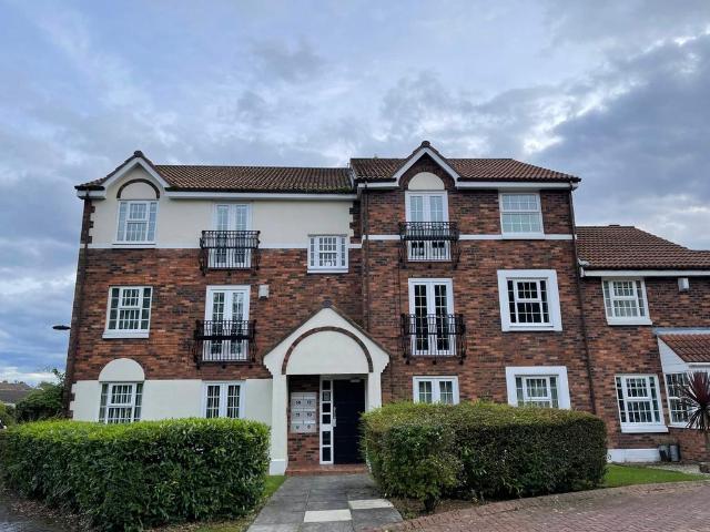 Elford Close, Whitley Bay. NE25 9LW 2 bed apartment to rent £850 pcm £196 pw