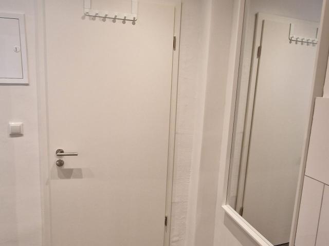 Elfriede1: renovated quiet apartment in GE for rent, Gelsenkirchen Amsterdam Apartments for Rent