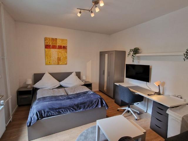 Elfriede 1: renovated quiet apartment in GE for rent, Gelsenkirchen Amsterdam Apartments for Rent
