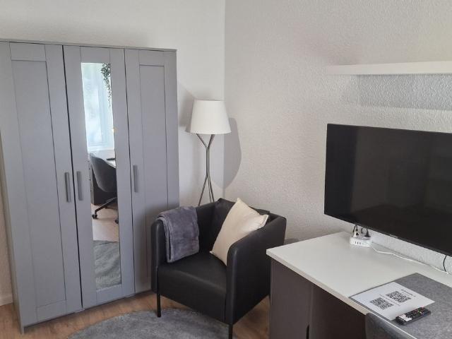 Elfriede 2/3: fantastic renovated quiet apartment in GE for rent, Gelsenkirchen Amsterdam Apartments for Rent