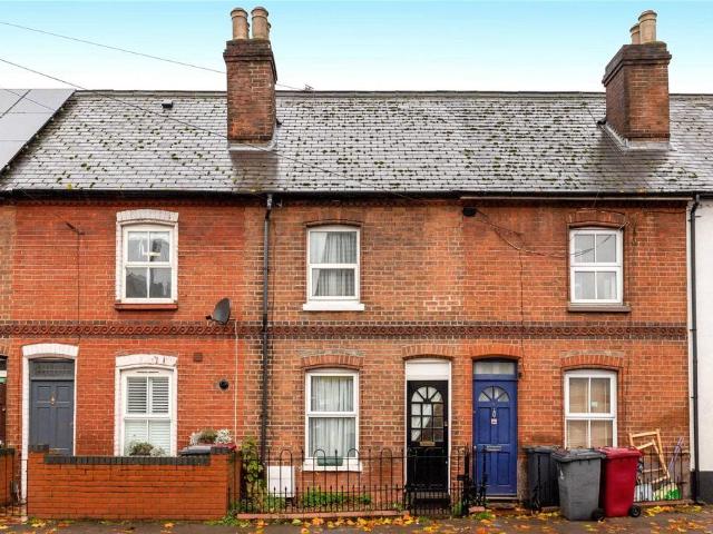 Elgar Road, Reading, Berkshire, RG2 3 bed terraced house to rent £1,550 pcm £358 pw