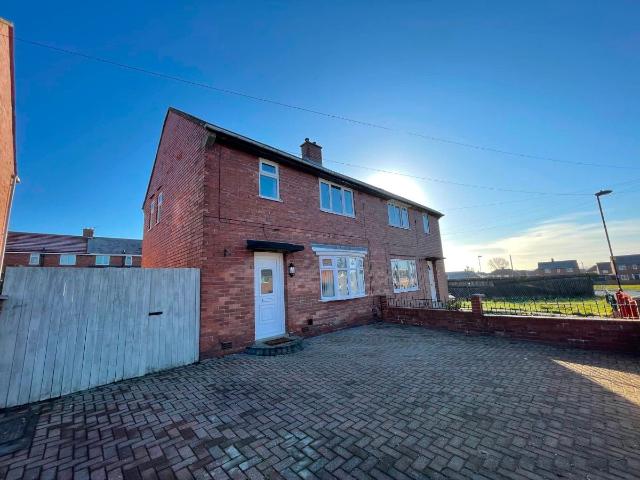 Elgin Avenue, Wallsend. NE28, 3 bed semi detached house to rent, £950 pcm | PrimeLocation
