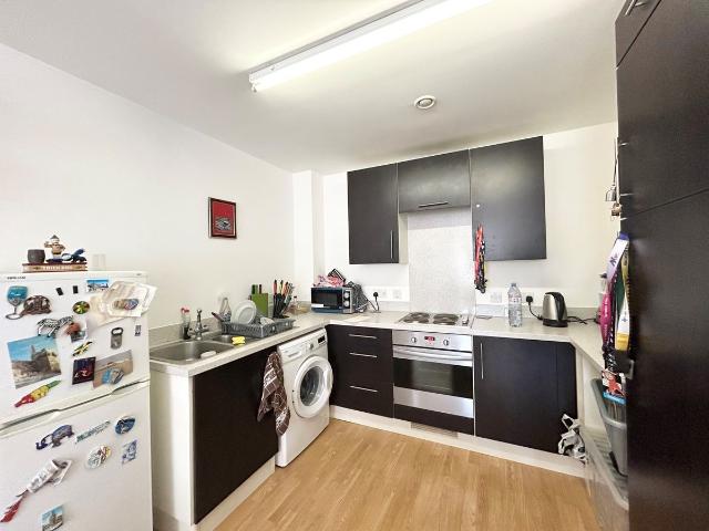 Elgin House, Romford RM6, 1 bed flat to rent, £1,400 pcm | PrimeLocation