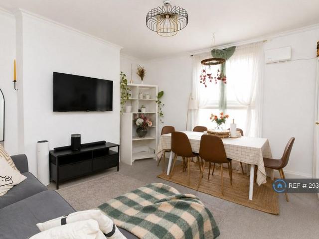 Elgin Road, Croydon, CR0 1 bed flat to rent £1,400 pcm £323 pw