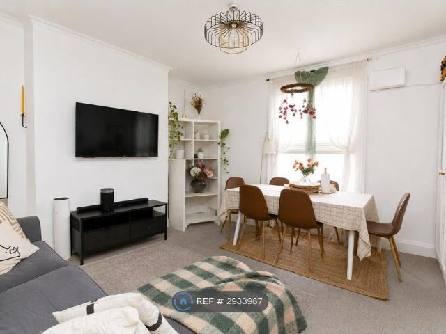 Elgin Road, Croydon CR0, 1 bed flat to rent, £1,400 pcm | PrimeLocation