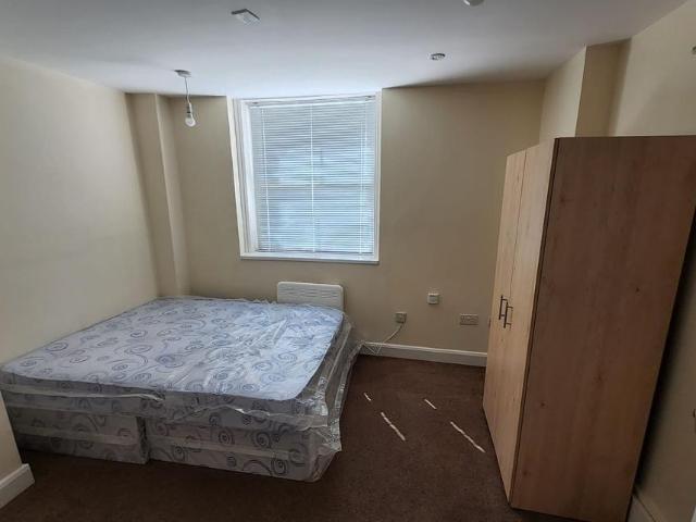Elgin Road, Croydon, CR0 2 bed house share to rent £2,393 pcm £552 pw
