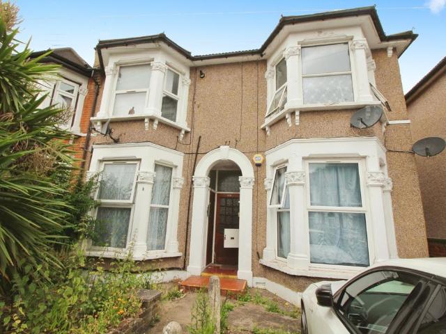 Elgin Road, London, IG3 8LN, United Kingdom | 2 bed apartment for rent #140801528 | Rentberry