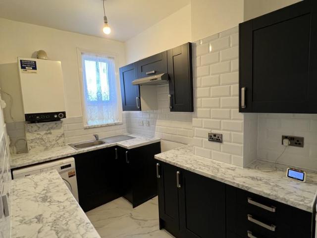 Elgin Road, London, IG3 8LN, United Kingdom | 3 bed apartment for rent #139476217 | Rentberry