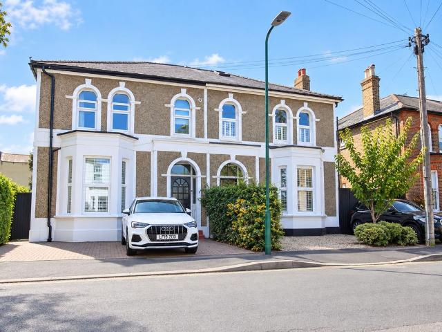 Elgin Road, Wallington SM6, 1 bed flat to rent, £1,300 pcm | PrimeLocation