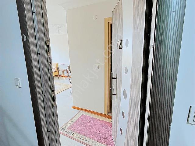 Elit Emlak'tan Çarşı Merkeze 5 Dk Kiracılı Eşyalı Satılık 2+1