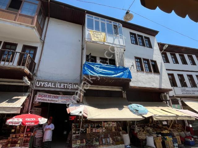 Elit Emlak'tan Eski Perşembe Pazarında Kiralık 3+1 Kombili Daire