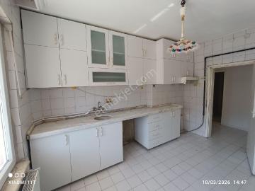 Elit Emlak'tan Kiralık 3+1 Asansör Var