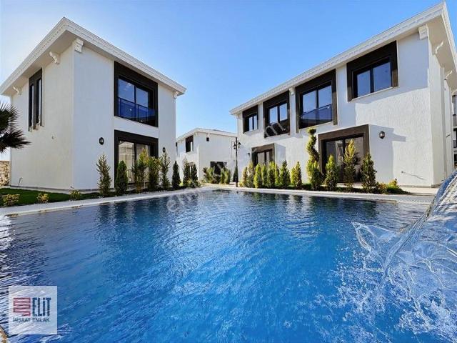 Elit İnşaat'tan Didim'de Havuzlu Sitede 3+1 Lüks Villalar