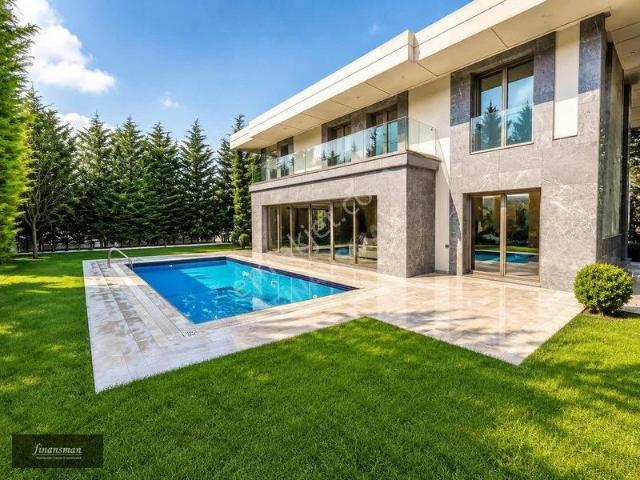 Elit Ve Butik Sitede_ Müstakil Havuzlu_ Asansörlü_trıplex Villa
