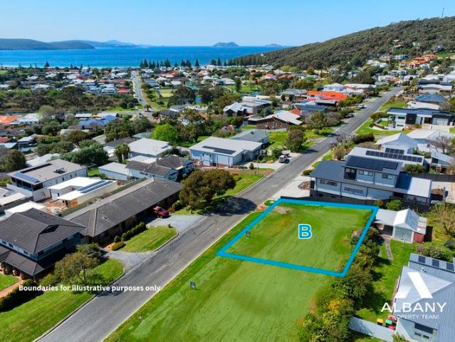 ELITE COASTAL LOT WITH EXCEPTIONAL VIEWS