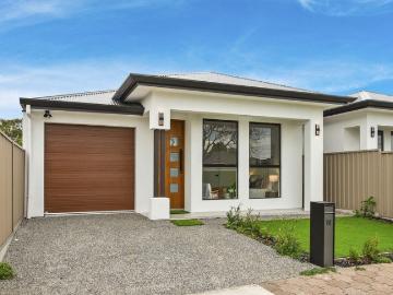 Elite Executive Luxury & Lifestyle Appeal!