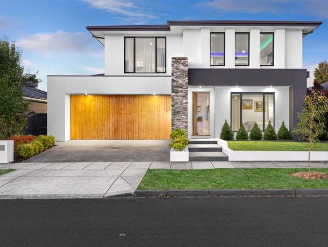 Elite Family Living Moments from Ballarat's Best Schools