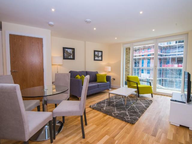 Elite House, Canary Gateway, St. Annes Street, London E14, 2 bed flat to rent, £2,400 pcm | PrimeLocation