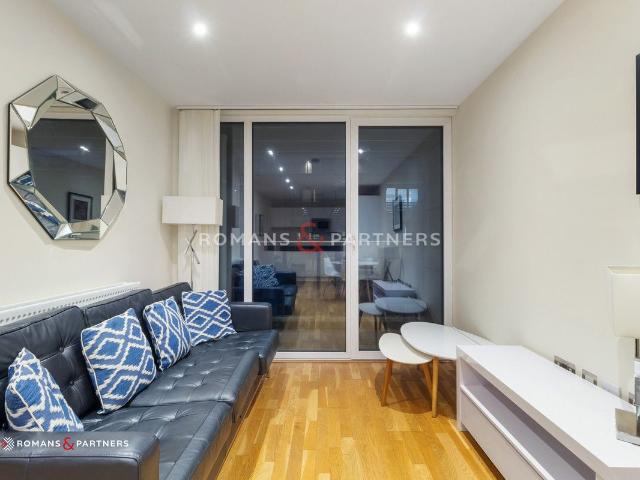 Elite House, Limehouse E14, 2 bed flat to rent, £2,400 pcm | PrimeLocation