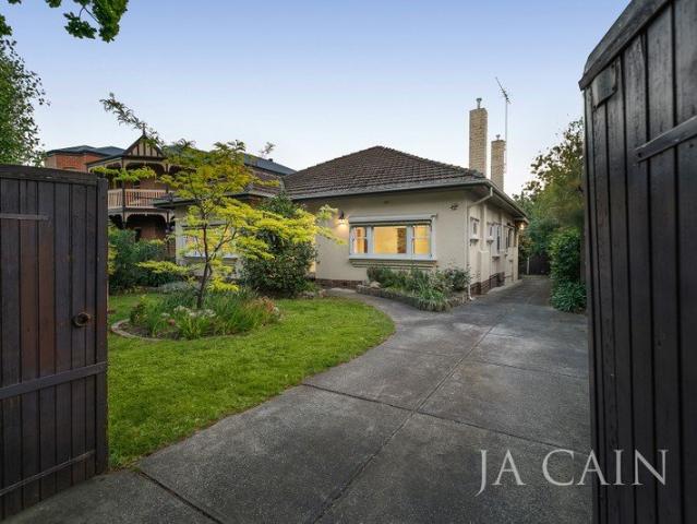 Elite Opportunity Opposite Parkland