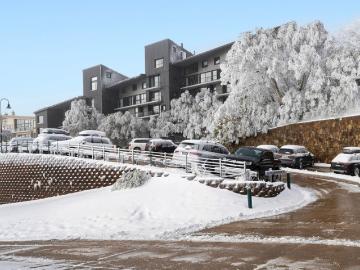 Elite Ski In Ski Out Position with Picturesque Views