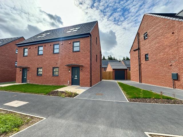 Eliza Grant Road, Crossgates, Leeds LS15, 3 bed semi detached house to rent, £1,750 pcm | PrimeLocation
