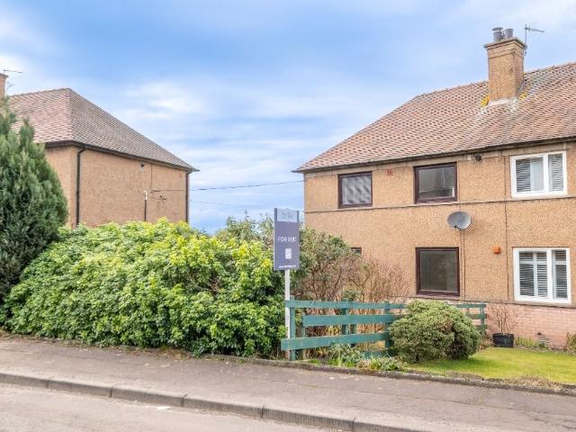 Elizabeth Crescent, Newport On Tay, Fife DD6, 2 bed terraced house to rent, £900 pcm | PrimeLocation