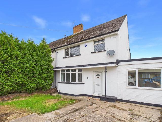 Elizabeth Avenue, Barry, CF62 4 bed semi detached house to rent £1,150 pcm £265 pw
