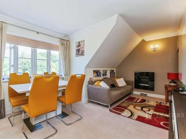 Elizabeth House, Elizabeth House, Elizabeth Drive, Banstead, Surrey, SM7